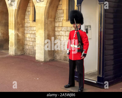 Londres, Angleterre, 4 octobre 2017- imprimeur de la garde au château de Windsor Banque D'Images
