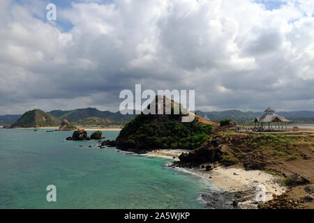 Littoral merveilleux - les zones habitées, l'Indonésie Lombok Banque D'Images