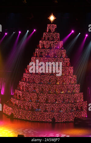 L'arbre de Noël vivant au cours de Virginia show spectaculaire à TRBC à Lynchburg, VA, USA. Banque D'Images