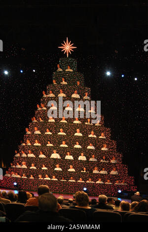 L'arbre de Noël vivant au cours de Virginia show spectaculaire à TRBC à Lynchburg, VA, USA. Banque D'Images