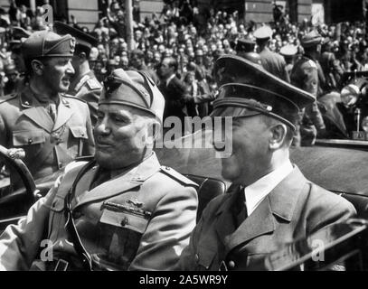 Adolf Hitler et Benito Mussolini à Munich, Allemagne, juin 1940 Banque D'Images