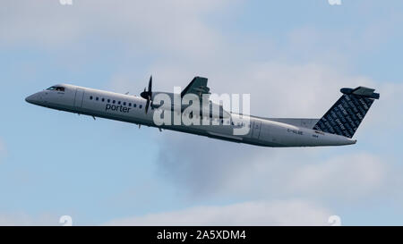 Porter Airlines Bombardier Dash-8 Q400, au départ de Billy Bishop Toronto City Airport. Banque D'Images