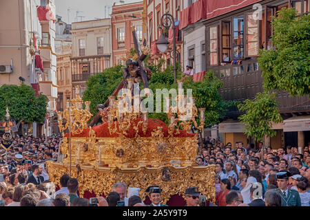 Le Christ de la santé de la confrérie de la Candelaria, la semaine sainte à Séville Banque D'Images