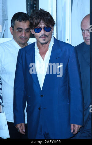 Venise, Italie - 06 SEPTEMBRE : Johnny Depp participe à l'attente de la "barbares" photocall au cours de la 76e Mostra de Venise le 06 septembre 2019 Banque D'Images