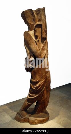 Sculpture en bois d'orme intitulée 'Orphée' par Ossip Zadkine (1890-1967), un sculpteur français, mais également produit des peintures et des lithographies. Datée 1930 Banque D'Images