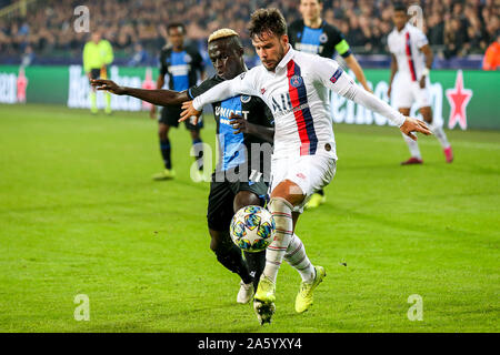 22 octobre 2019 Brugge, Belgique Soccer Club Brugge contre PSG , Ligue des champions de l'UEFA , L-R Krepin Diatta du Club Brugge, Juan Bernat de Paris Saint Germain Banque D'Images