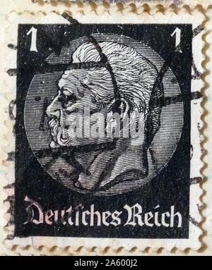 Troisième Reich allemand timbre-poste représentant le président Paul von Hindenburg 1933 Banque D'Images