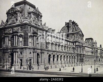 L'extérieur du palais du Louvre, un ancien palais royal situé sur la rive droite de la Seine à Paris. En date du 19e siècle Banque D'Images