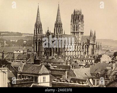 Impression photographique de l'église de Saint Ouen , une grande église catholique romaine gothique à Rouen, France. En date du 19e siècle Banque D'Images