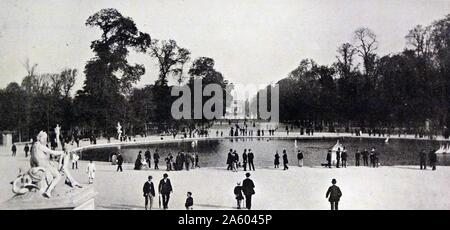 Tirage photographique au Jardin des Tuileries, un jardin public situé entre le Louvre et la Place de la concorde dans le 1er arrondissement de Paris. En date du 19e siècle Banque D'Images