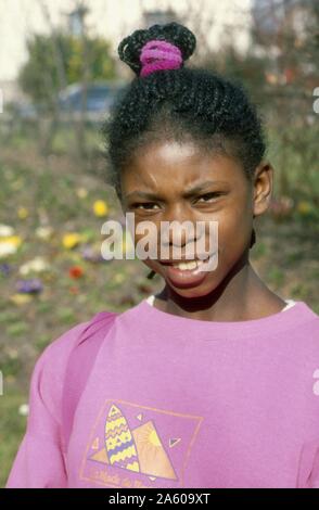 La patineuse artistique Surya Bonaly. Février 1989 Banque D'Images