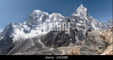 Le Glacier Ngozumba, Cho Oyu, parc national de Sagarmatha, Camp de base de l'Everest trek, au Népal Banque D'Images