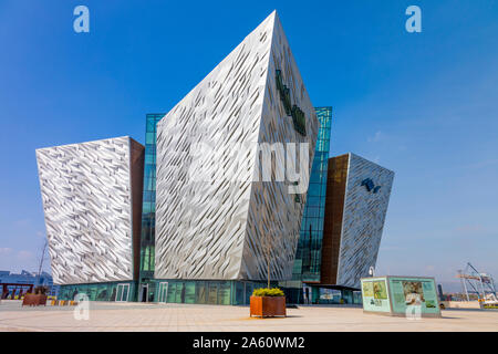 Titanic Belfast, Belfast, Ulster (Irlande du Nord, Royaume-Uni, Europe Banque D'Images
