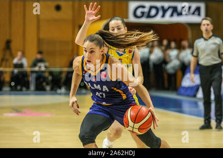 Gdynia, Pologne. , . Romane Bernies (47) de BLMA est vu en action lors d'Euroligue de basket-ball femme match entre l'Arka Gdynia (Pologne) et basket Lattes Montpellier Association (France) à Gdynia, Pologne le 23 octobre 2019 Credit : Vadim/Pacajev Alamy Live News Banque D'Images