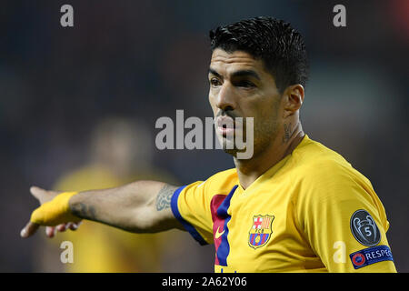 Prague, République tchèque. 23 Oct, 2019. Luis Suarez (Barcelone) est perçue lors de la Ligue des Champions de football, groupe F, 3ème tour, match SK Slavia Praha vs FC Barcelone, le 23 octobre 2019, à l'Sinobo Stadium à Prague, République tchèque. Credit : Ondrej Deml/CTK Photo/Alamy Live News Banque D'Images