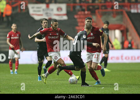 Bristol, Royaume-Uni. 23 Oct, 2019. Josh Brownhill de Bristol City au cours de l'EFL Sky Bet Championship match entre la ville de Bristol et Charlton Athletic à Ashton Gate, Bristol, Angleterre le 23 octobre 2019. Photo par Dave Peters. Usage éditorial uniquement, licence requise pour un usage commercial. Aucune utilisation de pari, de jeux ou d'un seul club/ligue/dvd publications. Credit : UK Sports Photos Ltd/Alamy Live News Banque D'Images