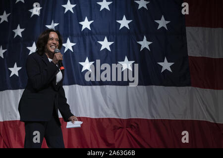 9 août, 2019 : 2020 Présidence démocratique Sénateur Kamala Harris, un démocrate de Californie, parle au cours de l'aile Ding le dîner le 9 août 2019 dans la région de Clear Lake, Iowa. Le dîner est devenu un must pour assister aux candidats à la présidence démocratique avant le caucus de l'Iowa. Crédit : Alex Edelman/ZUMA/Alamy Fil Live News Banque D'Images