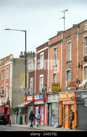 Stapleton Road à Bristol où certaines personnes ont appelée le pire en Grande-Bretagne y compris par le ministre Sajid Javid qui y ont vécu comme un enfant Banque D'Images