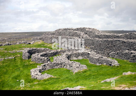 L'Irlande, dans le comté de Galway, les îles d'Aran, l'Inis Mor : Dun Duchathair (noir fort) Banque D'Images