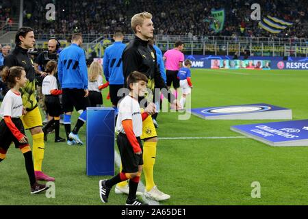 Milan, Italie. 23 Oct, 2019. firo : 23.10.2019, football, Ligue des Champions, saison 2019/2020, 3e match de l'Inter Milan - Borussia Dortmund, Julian Brandt, Borussia Dortmund, Borussia, BVB, plein la figure, l'utilisation de crédit dans le monde entier | : dpa/Alamy Live News Banque D'Images