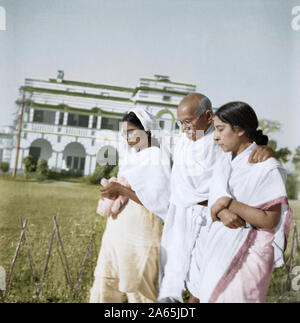 Mahatma Gandhi pendant la paix après mars émeutes hindou, du Bihar, Inde, Asie, mars 1947 Banque D'Images