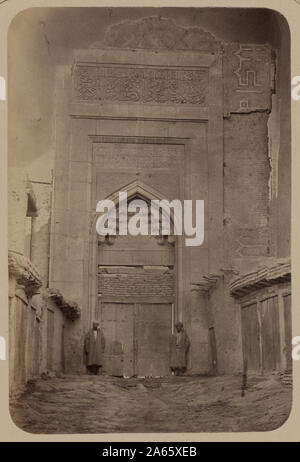 Antiquités de Bibi Khanym Samarkand Madrasah de Gate sur l'entrée principale Banque D'Images