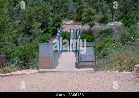 Israël, Montagne de Carmel, un pont suspendu de 70 mètres le Nesher Park Banque D'Images