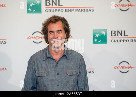 Le directeur Rupert Goold participant à la photocall de Judy au cours de la 14e Festival du Film de Rome Banque D'Images