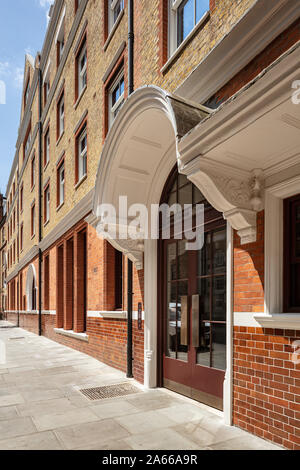 Chapter House Luxury apartments in Parker Street, Covent Garden. Anciennement une demeure victorienne men's hostel. Banque D'Images