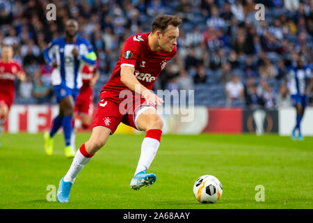 Ranger player Brandon Barker vu en action au cours de l'UEFA Europa League match au Stade du Dragon le 24 octobre 2019 à Porto, Portugal. (Score final : le FC Porto 1:1 Rangers) Banque D'Images