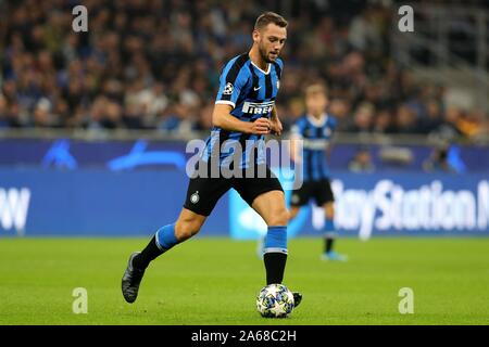 Milan, Italie. 23 Oct, 2019. firo : 23.10.2019, football, Ligue des Champions, saison 2019/2020, 3e match de l'Inter Milan - Borussia Dortmund 2 : 0, Stefan de Vrij, Inter Milan, Inter, Milan, plein la figure, l'utilisation de crédit dans le monde entier | : dpa/Alamy Live News Banque D'Images
