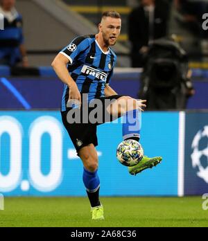 Milan, Italie. 23 Oct, 2019. firo : 23.10.2019, football, Ligue des Champions, saison 2019/2020, 3e match de l'Inter Milan - Borussia Dortmund 2 : 0, Roberto Gagliardini, Inter Milan, Inter, Milan, plein la figure, l'utilisation de crédit dans le monde entier | : dpa/Alamy Live News Banque D'Images