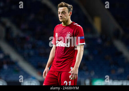 Ranger player Brandon Barker est vu en action au cours de l'UEFA Europa League match au Stade du Dragon. (Score final : le FC Porto 1:1 Rangers) Banque D'Images