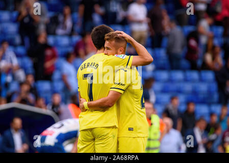 Barcelone - 20 OCT : Ontiveros (R) célèbre la victoire avec Gerard Moreno (L) dans la match de la Liga entre l'Espanyol et Villarreal CF a l'RCD Banque D'Images