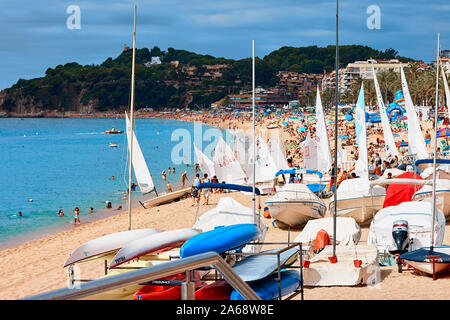 Lloret de mar, Espagne - 08 août 2011 : la plage de LLoret de mar. Banque D'Images