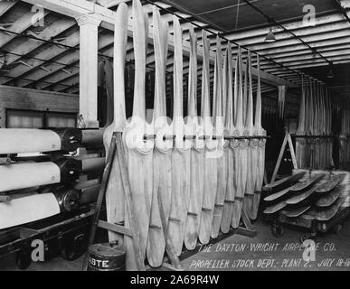 Les avions à l'usage du gouvernement. Dayton-Wright Aeroplane Company Usine, Dayton, Ohio. Stock d'hélice, plant #  2 Banque D'Images