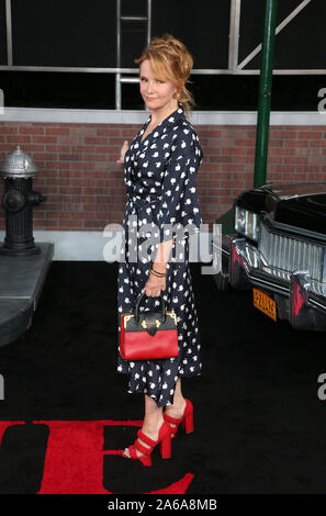 Hollywood, CA. 24 Oct, 2019. Lea Thompson, au Los Angeles Premiere de l'Irlandais au théâtre chinois de Grauman à Hollywood, Californie le 24 octobre 2019. Credit : Faye Sadou/media/Alamy Punch Live News Banque D'Images