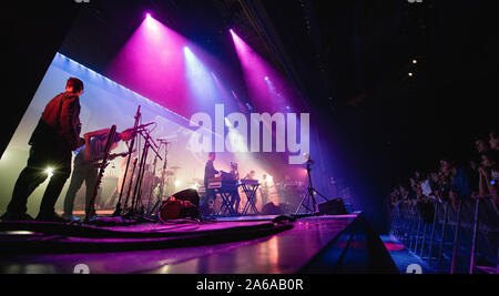 Copenhague, Danemark. 24 Oct, 2019. L'ensemble jazz et jam Snarky Puppy effectue un concert live à Falconer Salen à Copenhague. (Photo crédit : Gonzales Photo/Alamy Live News Banque D'Images