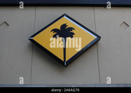 "À travers mon Gaithersburg, Maryland / USA - 18 octobre 2019 : Potbelly Sandwich Shop logo sur leur direction de magasin principal à Gaithersburg, MD. , Dans le vôtre' Banque D'Images