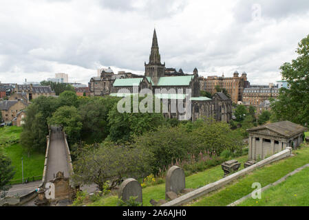 La cathédrale de Glasgow, également appelée High Kirk de Glasgow ou St Kentigern ou la Cathédrale St Mungo's, est la plus vieille cathédrale sur l'Écosse continentale. Banque D'Images
