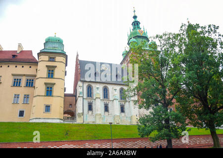 L'extérieur du Château Royal de Wawel, la résidence Château royal situé dans le centre de Cracovie, Pologne Banque D'Images