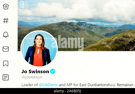 La page Twitter (Oct 2019) Jo Swinson MP - leader libéral démocrate Banque D'Images
