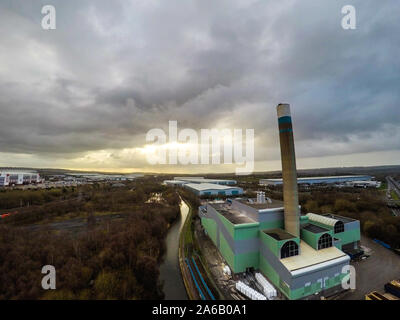 Incinérateur de Stoke on Trent Centre de recyclage basée à Staffordshire, ordures, déchets, usine d'incinération des déchets, le tabagisme, la pollution cheminée Banque D'Images