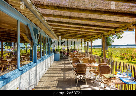 Seignosse, Landes, France - 06 septembre 2019 - terrasse de restaurant Les Roseaux Banque D'Images