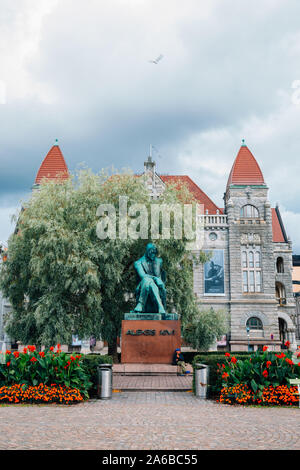 Helsinki, Finlande - le 15 août 2019 : Théâtre National de Finlande, Suomen Kansallisteatteri Banque D'Images