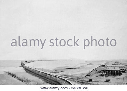 WW1 Zeebrugge Belgique après le bombardement des navires britanniques, vintage photographie de 1914 Banque D'Images