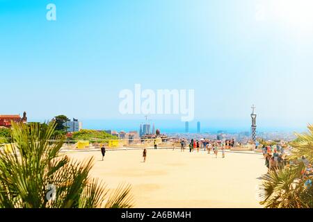 Barcelone, Espagne - 30 juin 2019 : le Parc Guell à Barcelone. Soft focus. Banque D'Images