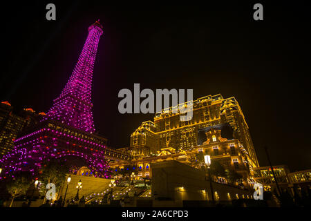 Visite au Grand Hôtel Parisien à Macao. Cet endroit étonnant est un hôtel avec un grand casino et un centre commercial , conçu dans un Styl Banque D'Images