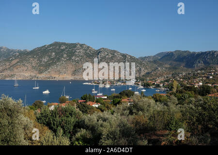 Selimiye est un paisible village de pêcheurs qui semble à l'écoulement le long d'une magnifique baie. Banque D'Images