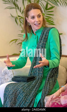 15 octobre 2019 - Islamabad, Pakistan - Kate duchesse de Cambridge, Catherine, Katherine Middleton lors d'une réunion avec le président du Pakistan M. Arif Alvi au palais présidentiel. Photo Credit : Crédit h/AdMedia/MediaPunch VÉHICULESPÉAGE Banque D'Images